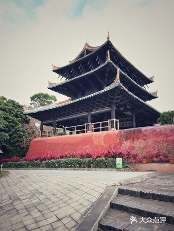 立柱悬空的400年神奇建筑