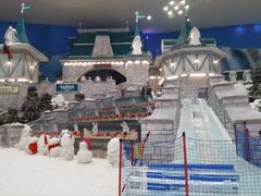 -长沙湘江冰雪世界