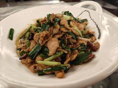 -蔼若春.传承三十年云南菜(金碧公园店)