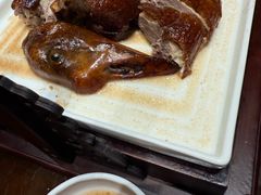 招牌东莞烧鹅-莞府家宴·东莞菜(市民服务中心店)