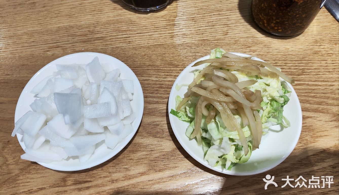 豆腐脑馄饨蒸饺小笼包油饼油条