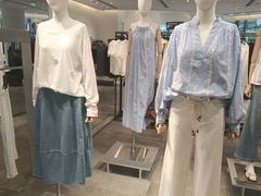 -URBAN REVIVO(上海中庚漫游城店)