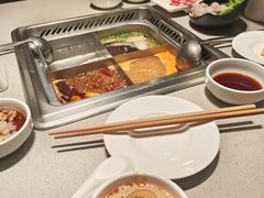 -海底捞火锅(宝龙广场夜宵主题店)