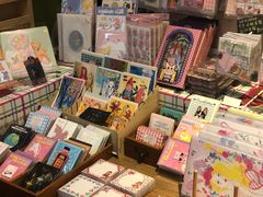 -恋物百货商店(华侨城店)