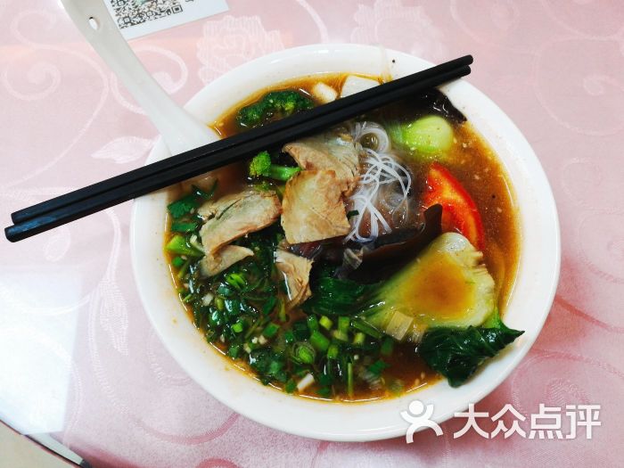 兰州拉面牛肉烩面图片 - 第1张