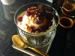 -UNI UNI(环亚凯瑟琳店)