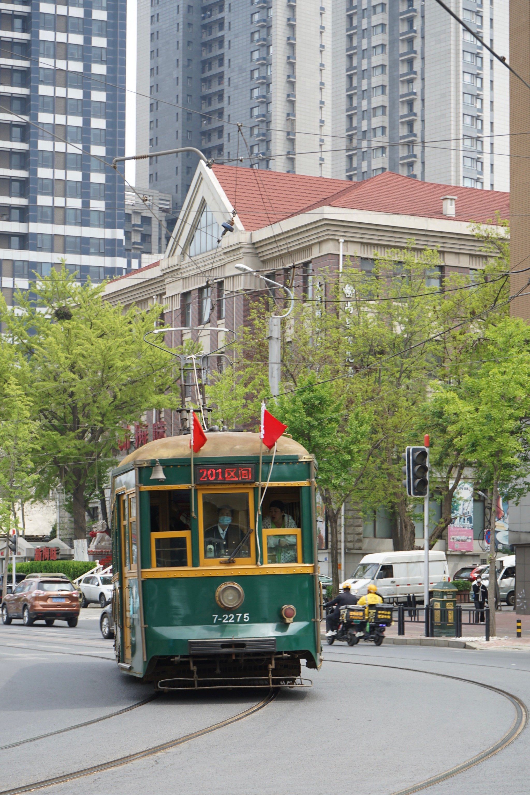 大连碎片 | 百年有轨电车,带你一起回到过去
