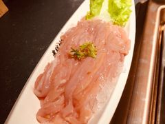 -老牌坊云南鱼豆花火锅(哈西万达店)