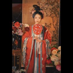 -汉仪华裳汉服馆(打浦桥店)