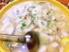酸菜鱼-严记小天府酸菜鱼(西四路店)