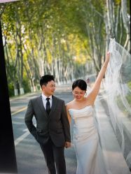 -雪中彩影婚纱摄影·微光艺术中心