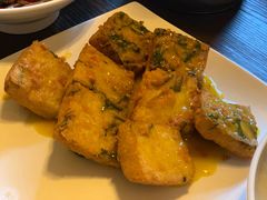 -几个木匠匠人厨房