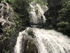 -藏龙百瀑漂流