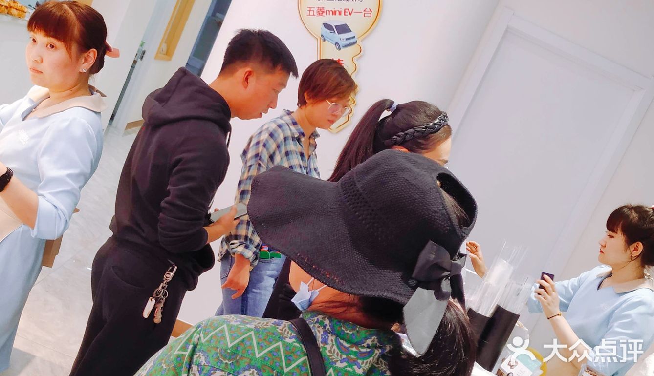 喜利来立山店开业啦[礼花][礼花][礼花]