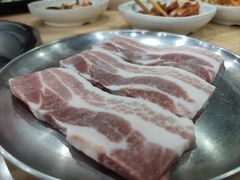 -牛信亭韩国料理·炭火烤肉(紫藤路店)