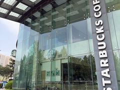 -星巴克(郑州曼哈顿广场店)