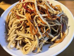 -江渔儿酸菜鱼(东二环泰禾店)