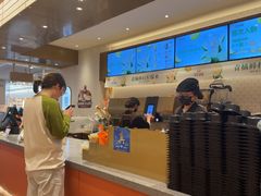 -沪上阿姨·臻选茶饮(上海环球港店)
