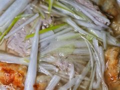 -金卯白肉罩火烧