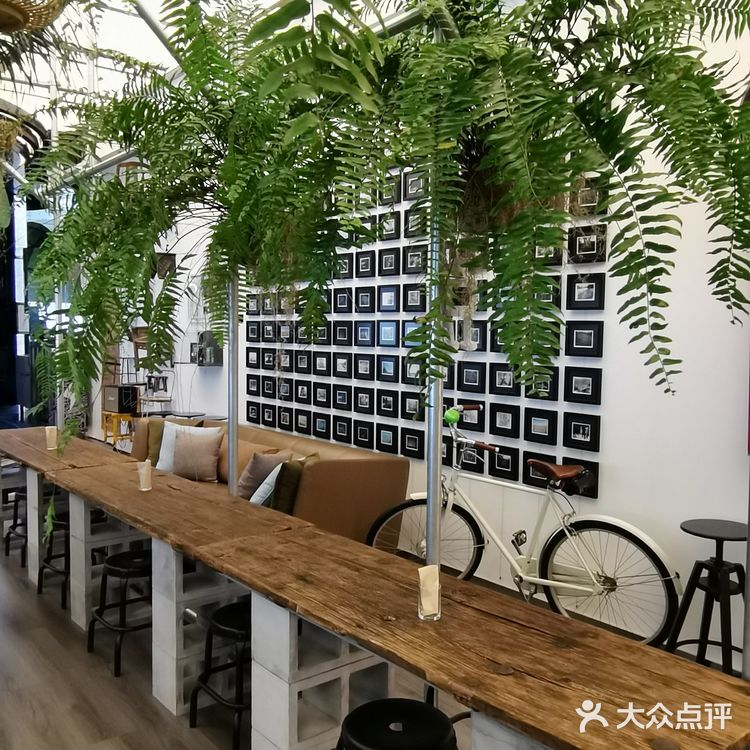 扉美术馆，隐藏在闹市中的网红艺术墙