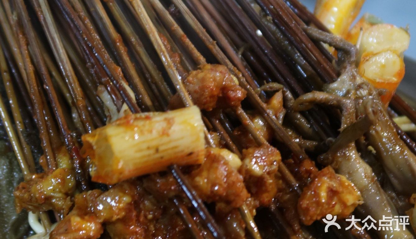 厦门探店|常年6.8折！最经典的串串夜宵