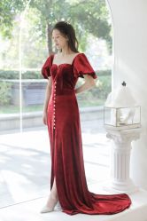 -艾米丽婚纱礼服