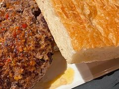 香烤蒜味牛肉饼三明治-Lets burger非常汉堡·环球风味(蓝色港湾店)