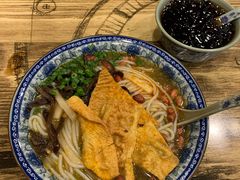 -柳石居柳州螺蛳粉(万达店)