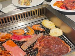 -蓉城四海黑牛烤肉海鲜自助餐厅(宜兴宝龙店)