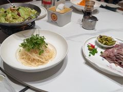 -梅利汴京烤鸭•开封豫菜地标店(东大街店)