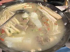 -霄汉牛三鲜湖北砂锅菜(万松园2店)