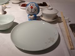 餐具摆设-金陵饭店·梅苑