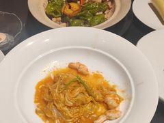 -鲁采LU STYLE(新天地店)