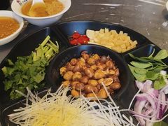 -官塘鱻鱻鱼生·潮汕生腌·砂锅粥(西马路总店)