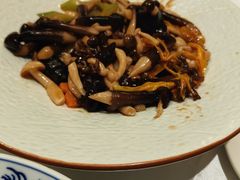 -聚春园自助餐厅(东街口店)