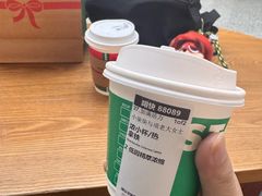 -星巴克(上海虹桥站2A检票口)