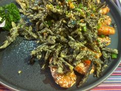 -香巴拉云南餐厅(华莱坞店)