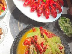 -沪小胖·小龙虾·蓝龙王(八佰伴店)