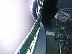 -鲨鱼皮汽车凹陷玻璃修复(静安店)
