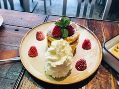 Nutella巧克力草莓松饼-MIKAKU(万达广场上海宝山店)