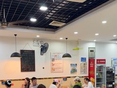 -老何家后安粉·糟粕醋海鲜火锅(三亚湾椰梦长廊店)