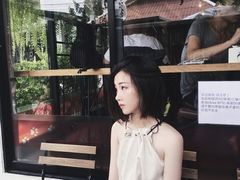 -TrueLove @ Neverland (Husky Cafe)