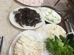 牛心顶-粤潮牛肉火锅店(江南大道店)