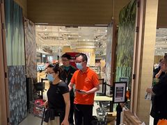 -七鲜超市(瑞虹天地太阳宫店)