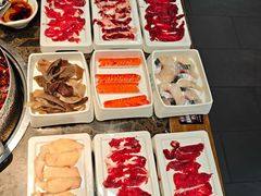 -来龍儿鲜切牛肉自助老火锅