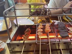 -哈尔滨小酒馆·鲜肉现穿自助烧烤(康新花园店)
