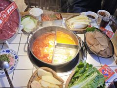 -热火朝天鲜切牛肉火锅(南强街巷店)