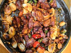 -老东镇啤酒屋海鲜加工·蒸汽海鲜·海鲜烧烤(台东店)