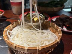 -夺欢喜贵州酸汤牛肉火锅(静安寺店)