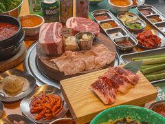 -唯成•韩国炭火烤肉 유성고기
